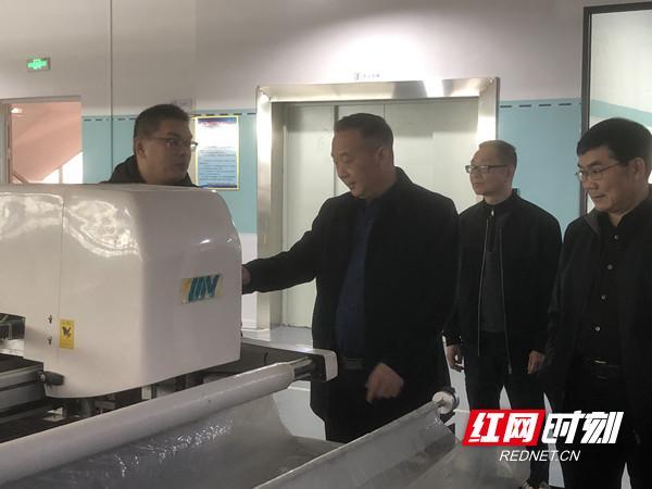 永州市市场监管局党组书记艾克海一行走访调研冷水滩区市场主体倍增